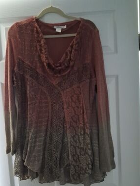 Feratelli Lightweight Lace Sweater.  Size XL.